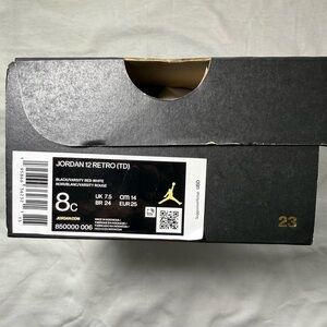 Jordan 12   8 (TD) Retro Black and White Sneakers